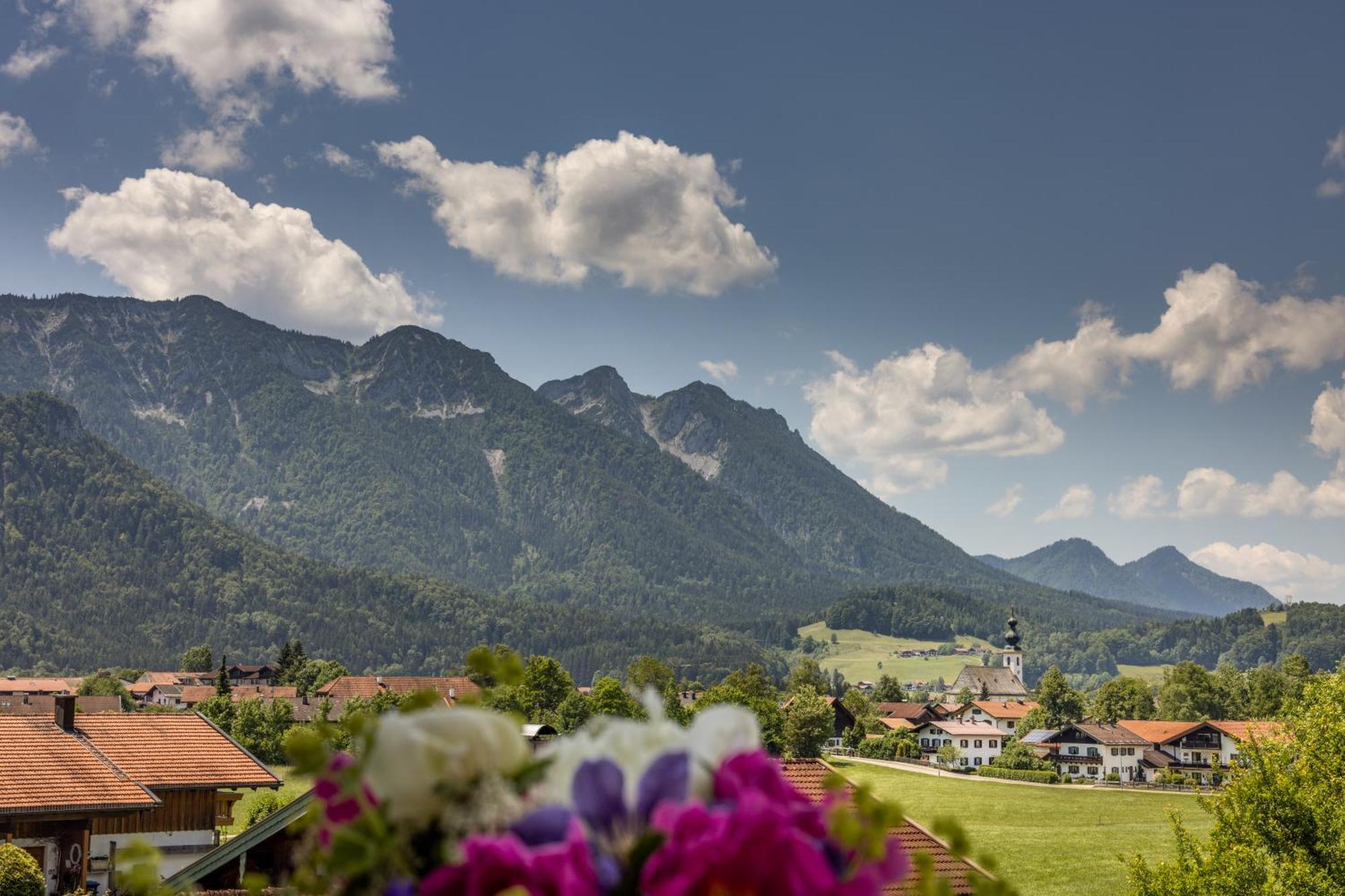 Hubertus Appartements Inzell Exteriör bild